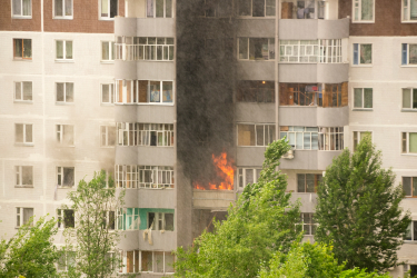 Požiar bytového domu